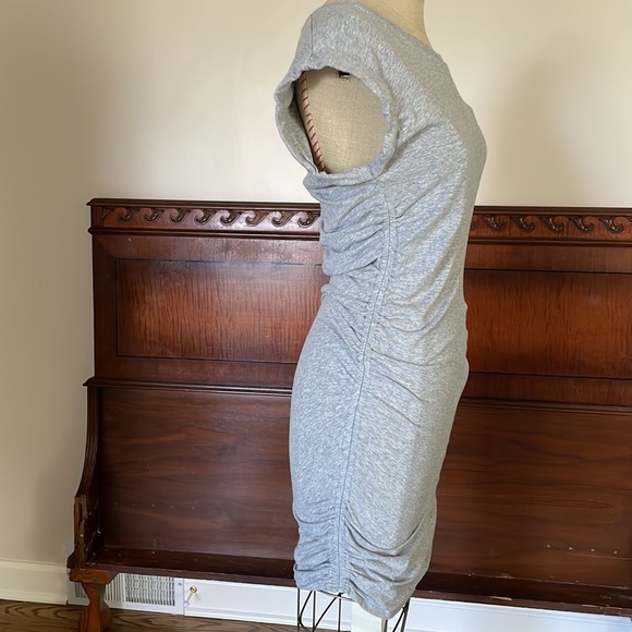 Splendid Rouched Dress - Picture 2 of 7